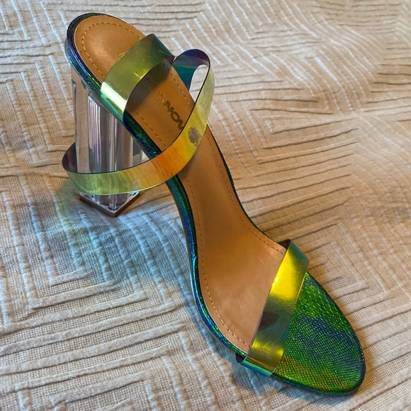 Barley worn fashion nova shoes! - Picture 6 of 7